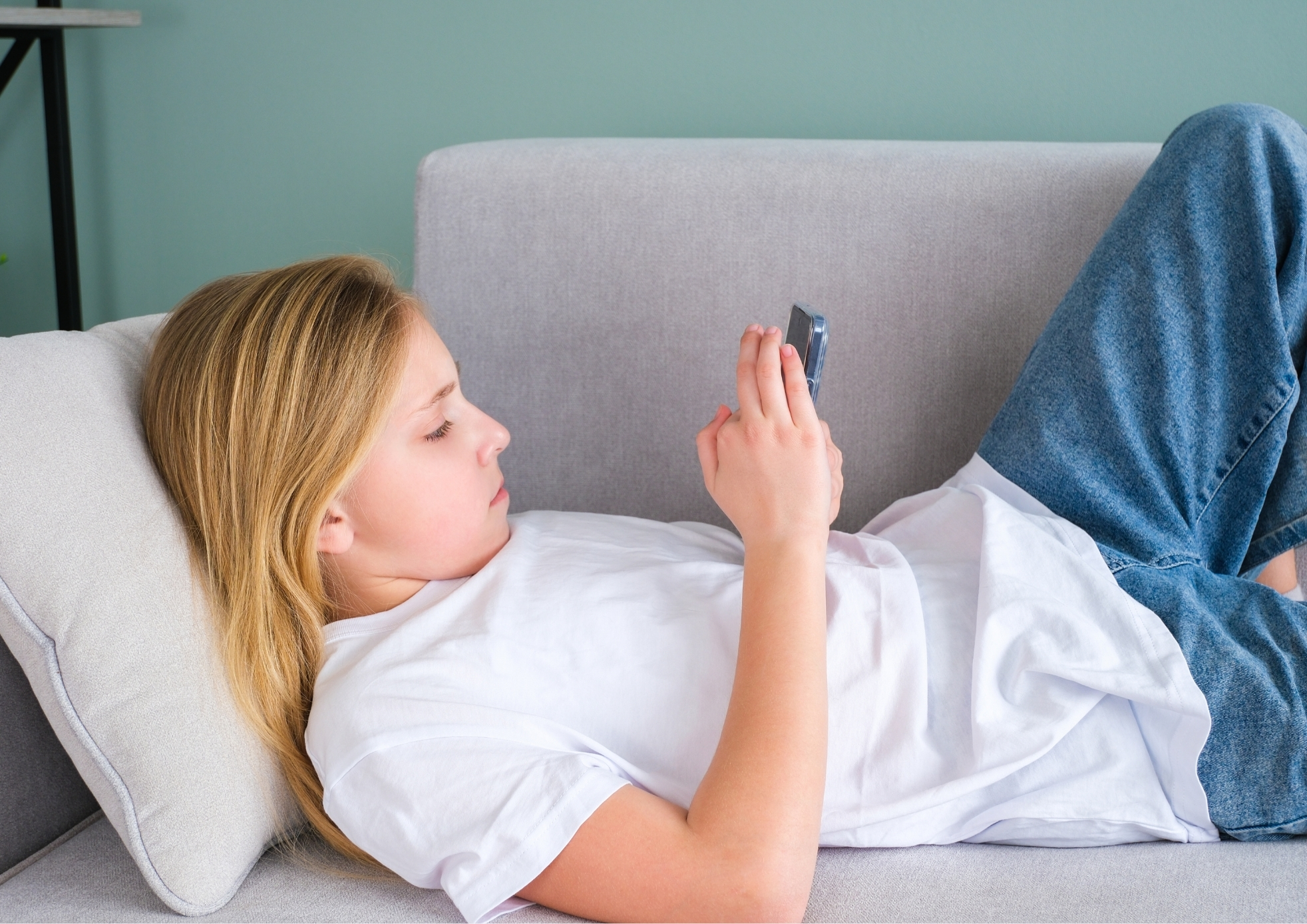 Kifoz zararları, kamburluk nefes darlığı yapar mı, kamburluk mideye baskı, ileri derece kifoz belirtileri