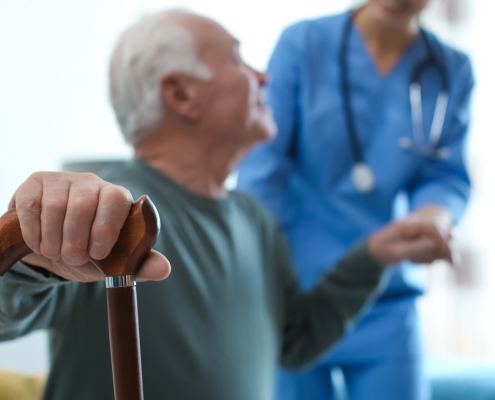 yaşlılarda kalça kırığ